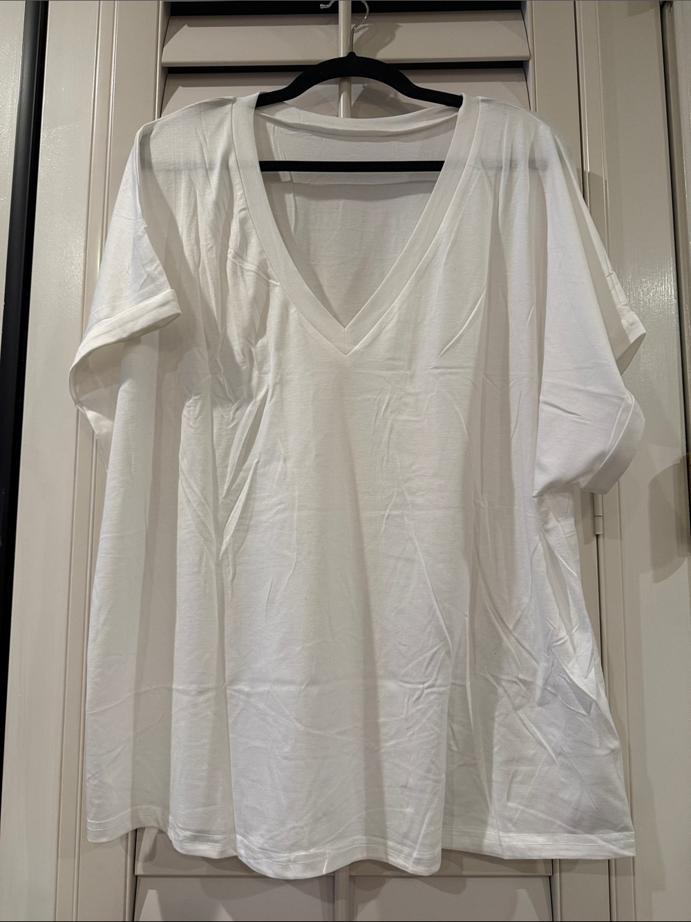 Classic V-Neck Short Sleeve Tee in White